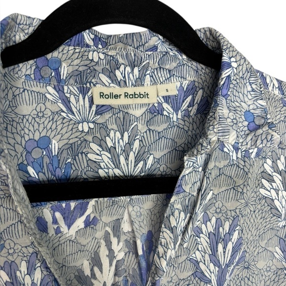 Roller Rabbit Guy Button Down Cotton Printed Shirt Size Small - Picture 2 of 12